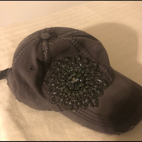 Novelty hat - Picture 2 of 3